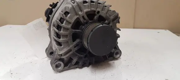 Peugeot 308 Generator/alternator TG15S218 609368 10054313