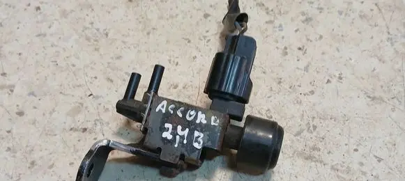 Honda Accord Vacuum valve 