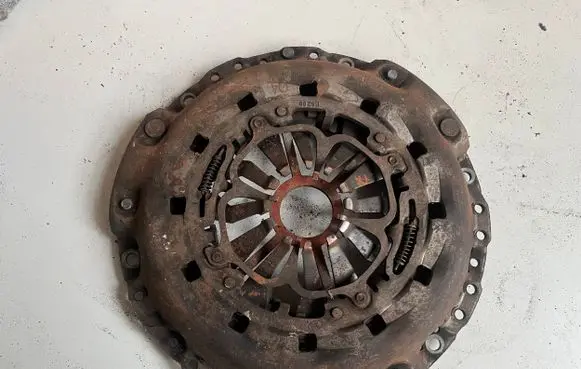 Opel Zafira B Pressure plate 