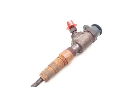 Peugeot 208 Fuel injector 0445110339