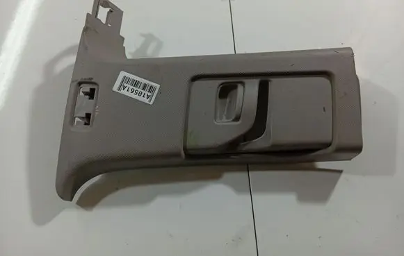 Opel Zafira B (B) pillar trim (top) 13190171