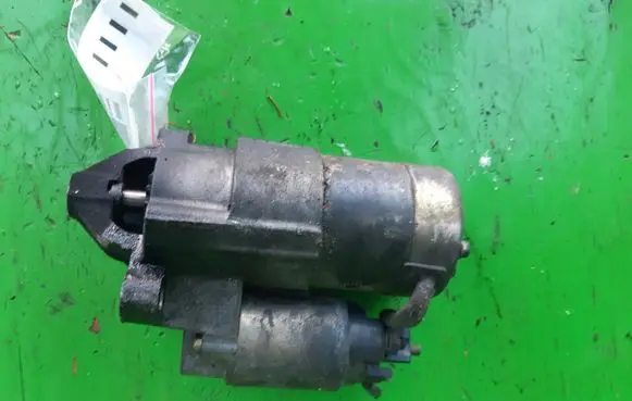 Nissan Almera N16 Starter motor 8200227092