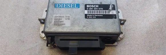 BMW 5 E34 Engine control unit/module 0281001078 2242212