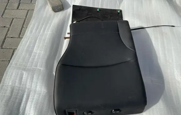 Rear seat