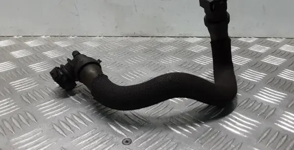 Peugeot 308 Engine coolant pipe/hose 9803981780