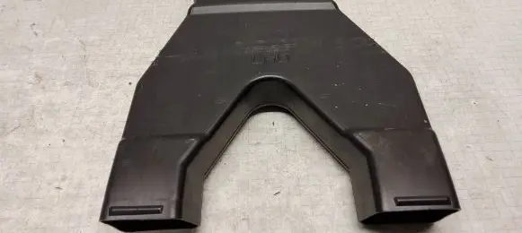 Ford Focus ST Air micro filter air duct channel part AM51R018W12AF