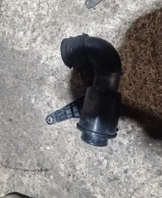 Jaguar XE Intercooler hose/pipe GX739C623DA