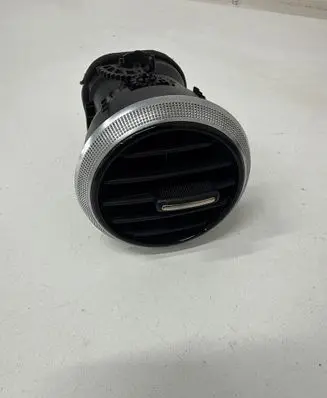 Audi A3 S3 8P Dashboard side air vent grill/cover trim 8P0820901A
