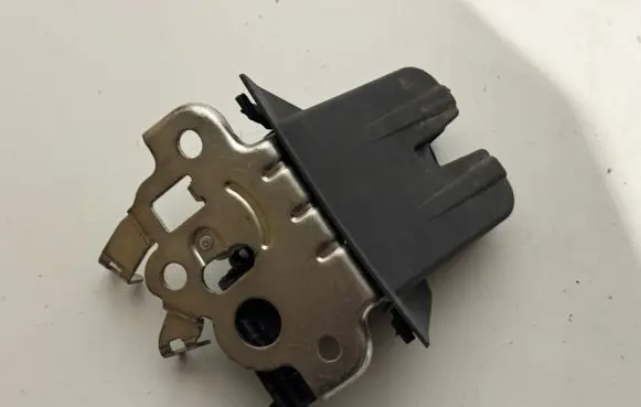 Audi Q5 SQ5 Tailgate/trunk/boot lock/catch/latch 8R0827505 105059040912