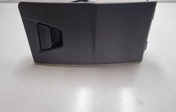 Ford Focus Glove box BM51A46441