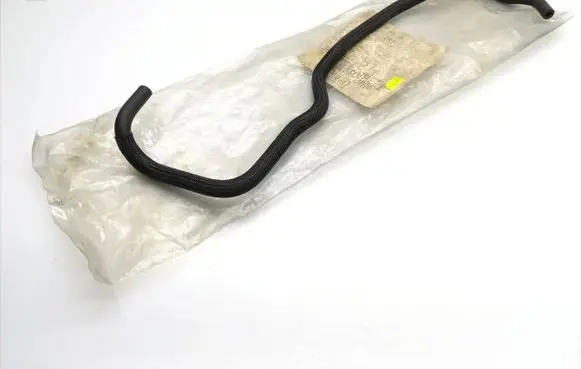 Mercedes-Benz E AMG W211 Engine coolant pipe/hose A6470700381 A647070038105
