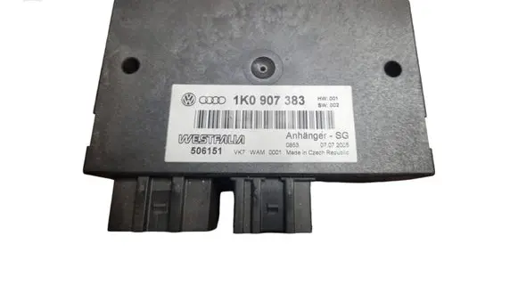 Volkswagen PASSAT B6 Tow bar trailer control unit/module 1K0907383 506151