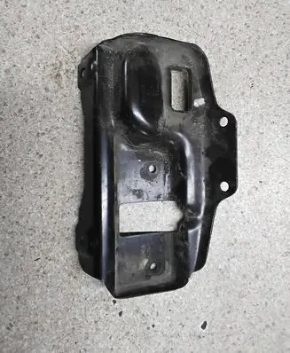 BMW 1 E81 E87 Headlight/headlamp mounting bracket 7148759