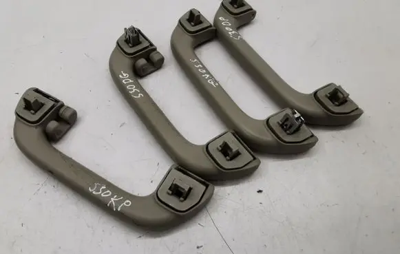 Honda Accord A set of handles for the ceiling 