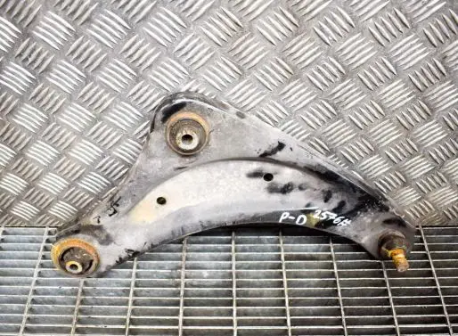 Nissan Juke I F15 Front lower control arm/wishbone