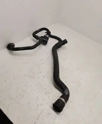 Porsche Macan (95B) Engine coolant pipe/hose 95B122101