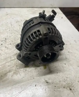 Land Rover Range Rover Sport L320 Generator/alternator 1042104651 YLE500430