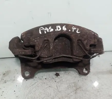 Volkswagen PASSAT B6 Front brake caliper