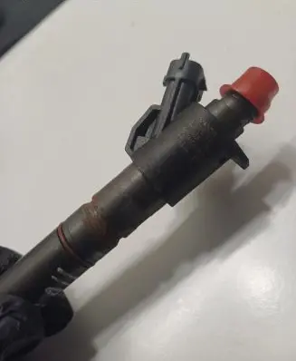 Volvo XC60 Fuel injector 31272690