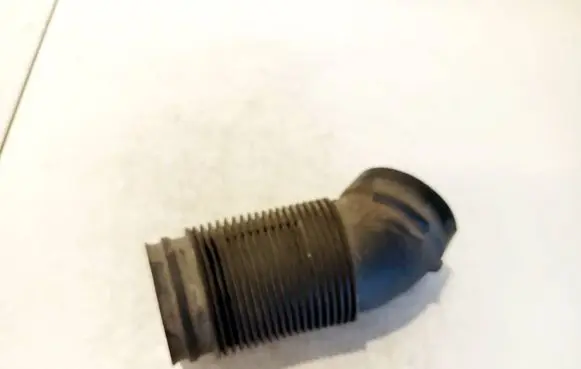 Air intake hose/pipe