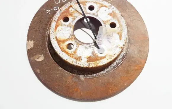 Ford C-MAX I Rear brake disc neventiliuojamas
