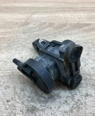 Opel Zafira A Turbo solenoid valve 09158200 WithPlug