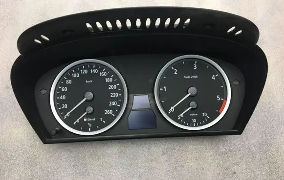 BMW 5 E60 E61 Speedometer (instrument cluster) 62116983153