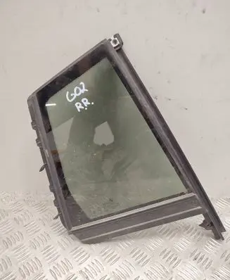 BMW X4M F98 Rear vent window glass 7416544 51357416544