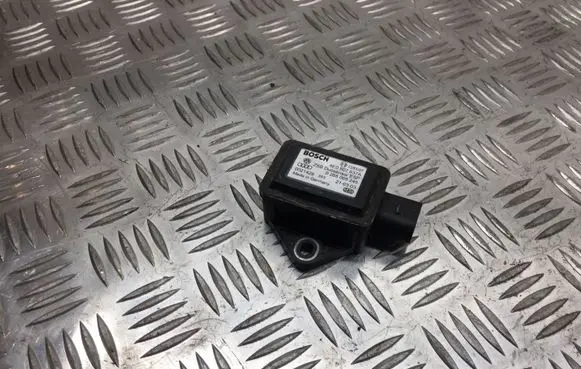 Audi A4 S4 B6 8E 8H ESP acceleration yaw rate sensor 8E0907637A