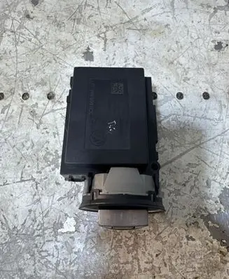 Volkswagen PASSAT B6 Ignition lock 3C0905843Q 33303301 11602102005323