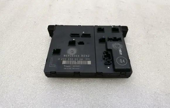 Mercedes-Benz SL R230 Door control unit/module A2308203526