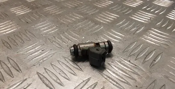 Mercedes-Benz A W168 Fuel injector