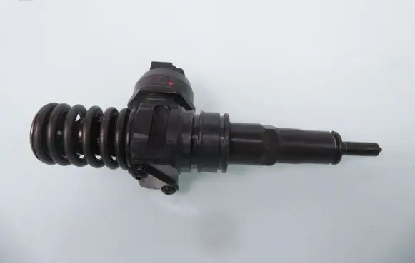 Seat Altea Fuel injector 038130073AJ 0414720037