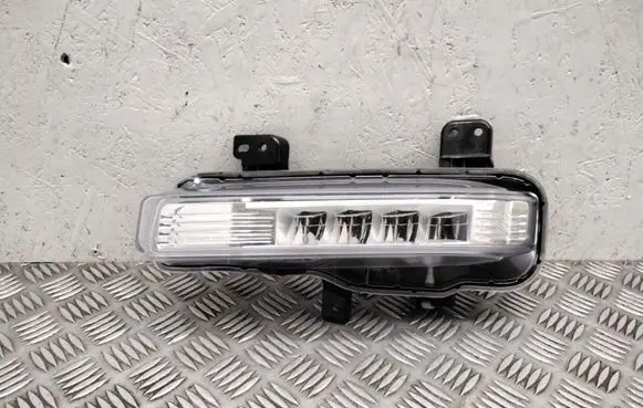 Ford Explorer VI Front fog light LB5B15A255A