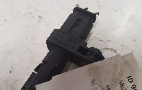 BMW 5 F10 F11 Crankshaft position sensor 7805188