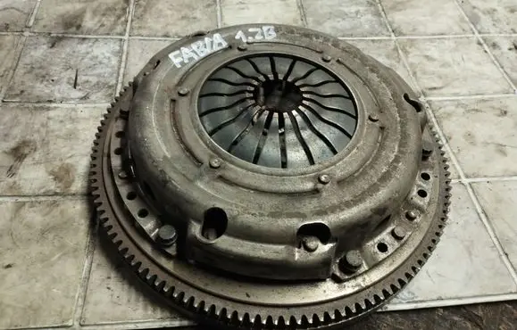 Skoda Fabia Mk1 (6Y) Clutch set kit 101878068004