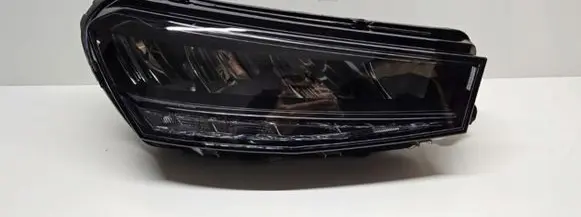 Skoda Fabia Mk4 (6VA) Headlight/headlamp 6VB941016