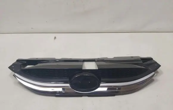 Hyundai ix35 Front bumper upper radiator grill 863512Y000