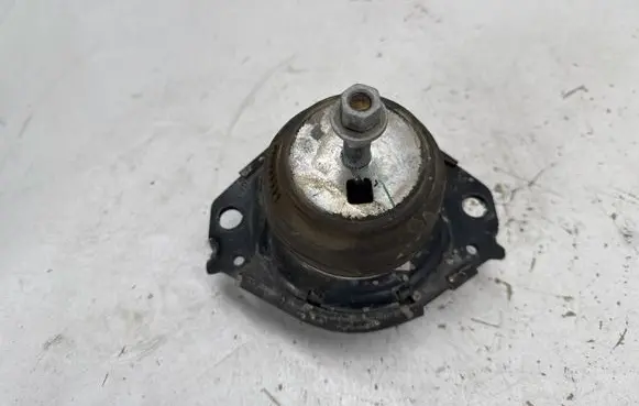 Dodge Durango Engine mount bracket 52124671AF PA35582 68252518AB