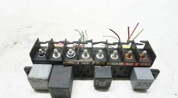 Audi A4 S4 B5 8D Fuse box set 4A0941822