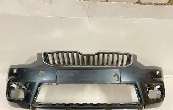 Skoda Yeti (5L) Front bumper 5L0807221K