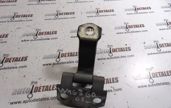 Mercedes-Benz ML W163 Rear door upper hinge