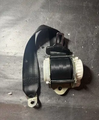 Audi A3 S3 8P Rear seatbelt 