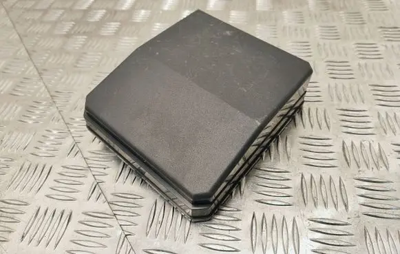 Peugeot 4008 Fuse box cover 8565A268