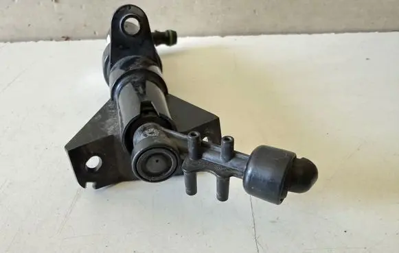 Volkswagen PASSAT CC Headlight washer spray nozzle 1307030666 3C8955103B