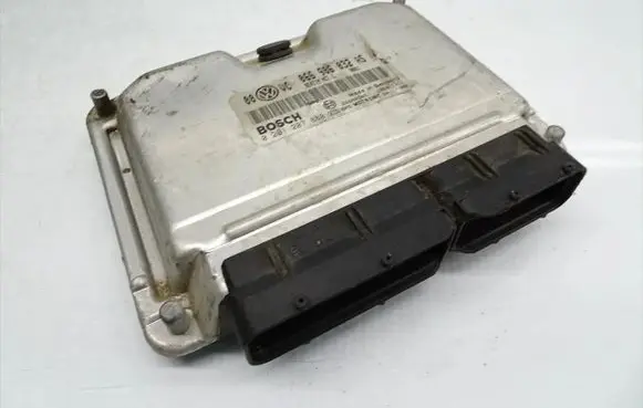 Volkswagen PASSAT B5.5 Engine control unit/module 066906032AS 0261207880