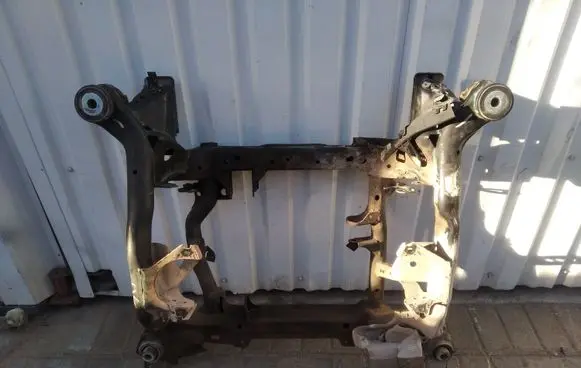 Mercedes-Benz ML W166 Front subframe