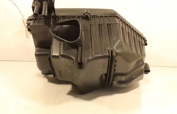Volvo V60 Air filter box 5262006