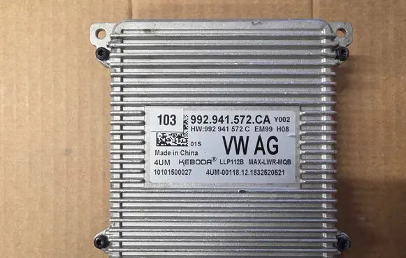 Volkswagen PASSAT B8 LED ballast control module 992941572CA