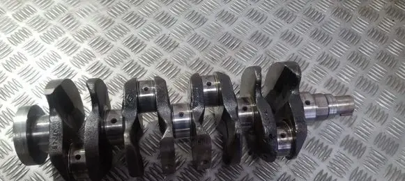 Nissan Primera Crankshaft 57J40